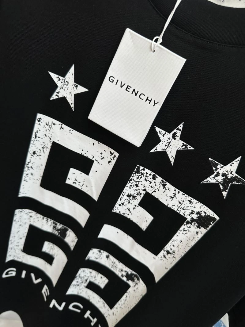 UrbanChic Givenchy T-Shirts 123965