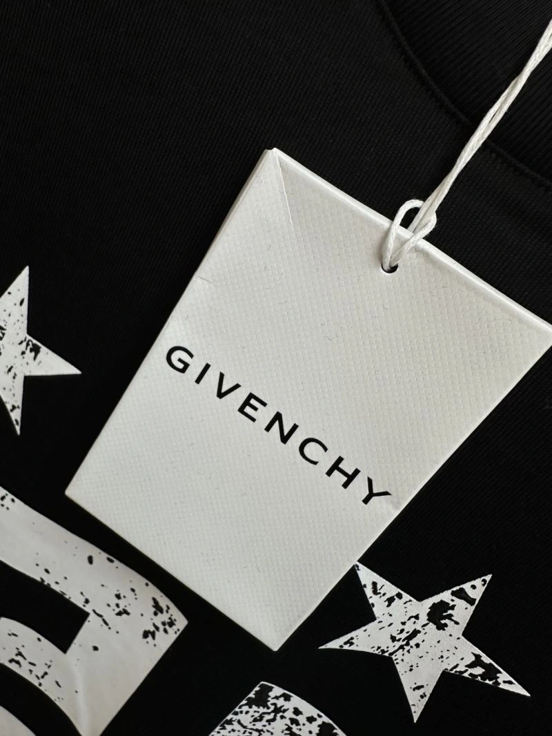 UrbanChic Givenchy T-Shirts 123965