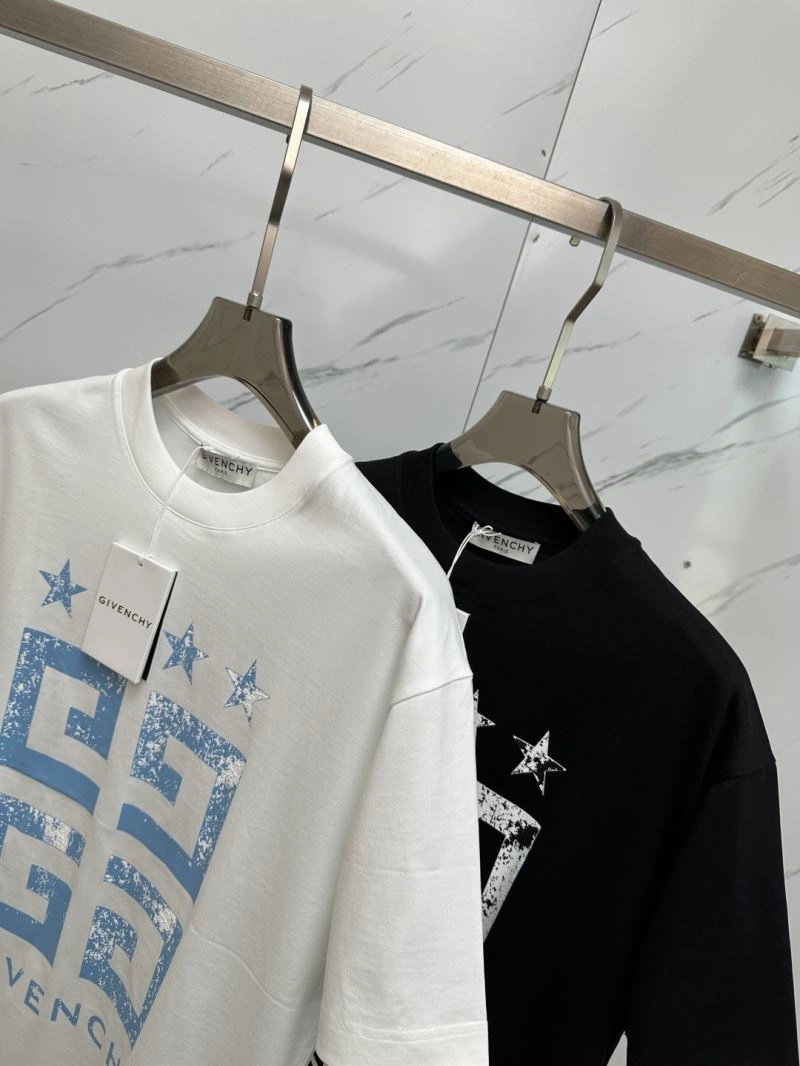 UrbanChic Givenchy T-Shirts 123965