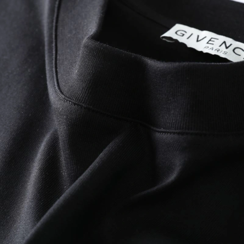RelaxedFit Givenchy T-Shirts 123970
