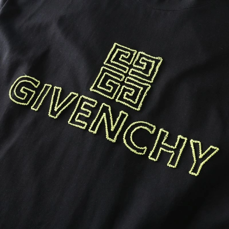 Trendy Givenchy T-Shirts 123952