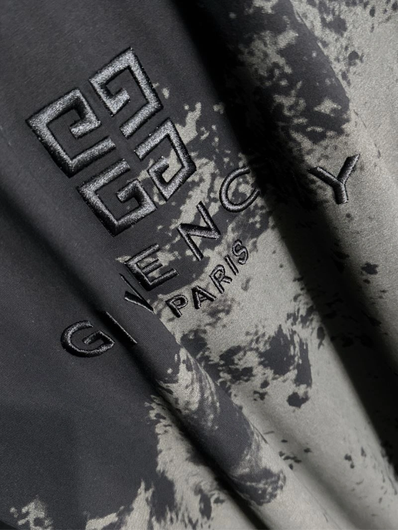WaterResistant Givenchy T-Shirts 123960