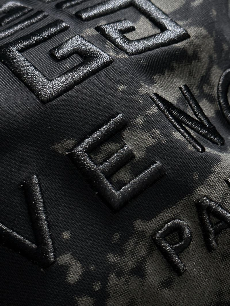 WaterResistant Givenchy T-Shirts 123960