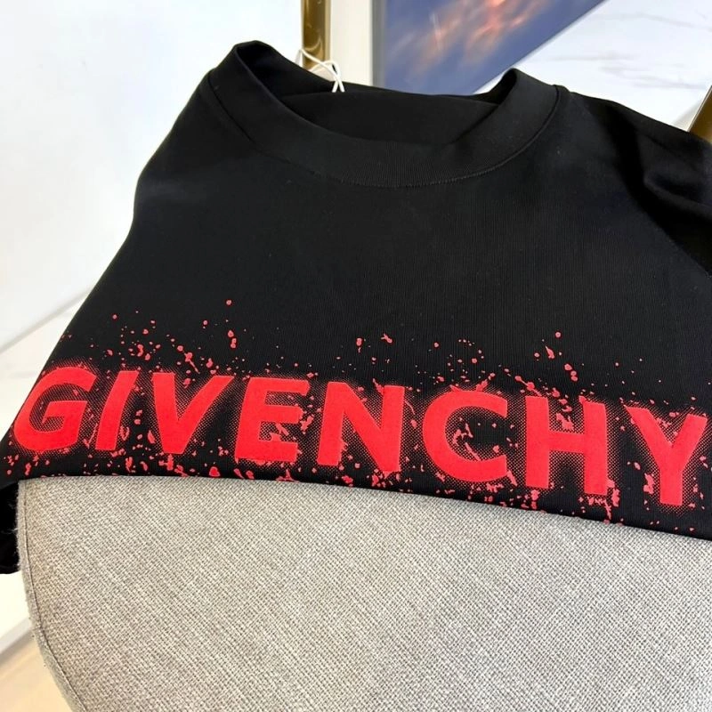 FlexibleFit Givenchy T-Shirts 123967