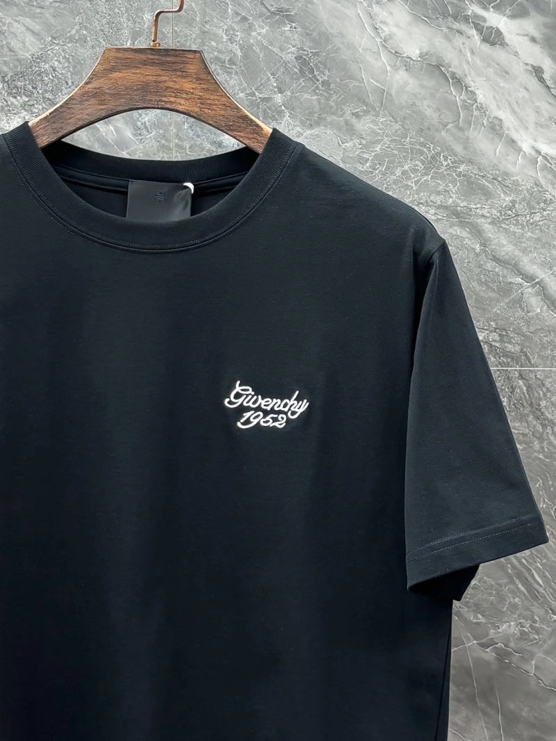 Givenchy T-Shirts Refined 123973