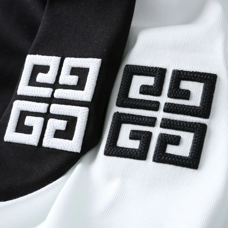 Givenchy T-Shirts Minimalist 123945