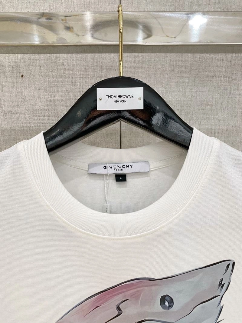 Givenchy T-Shirts Durable 123963