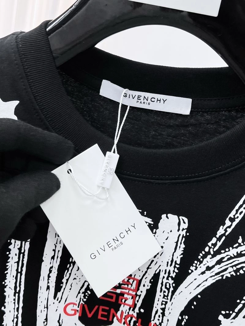 Givenchy T-Shirts WaterResistant 123951