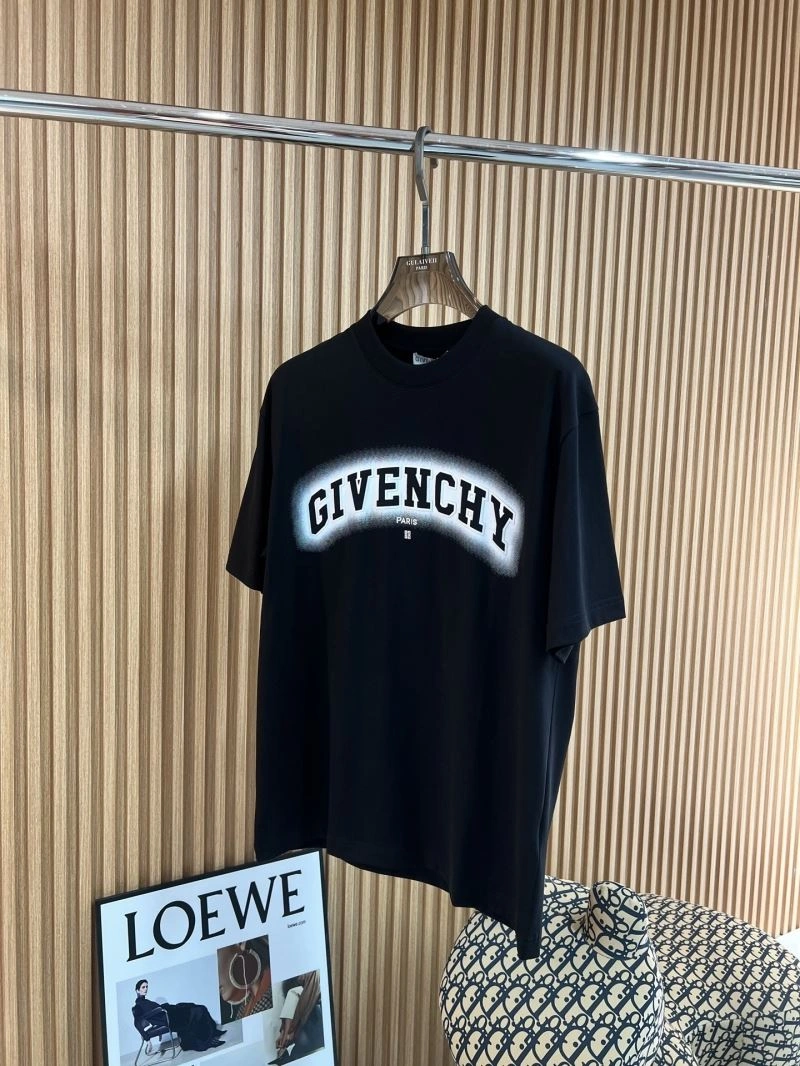 Supportive Givenchy T-Shirts 123974