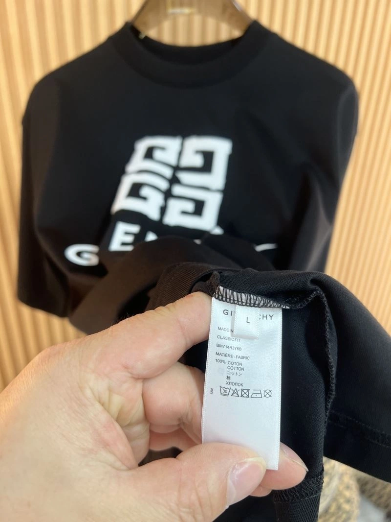 Bright Givenchy T-Shirts 123964