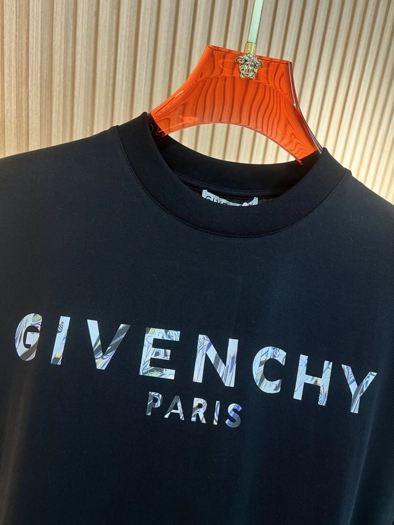 ComfortFit Givenchy T-Shirts 123971