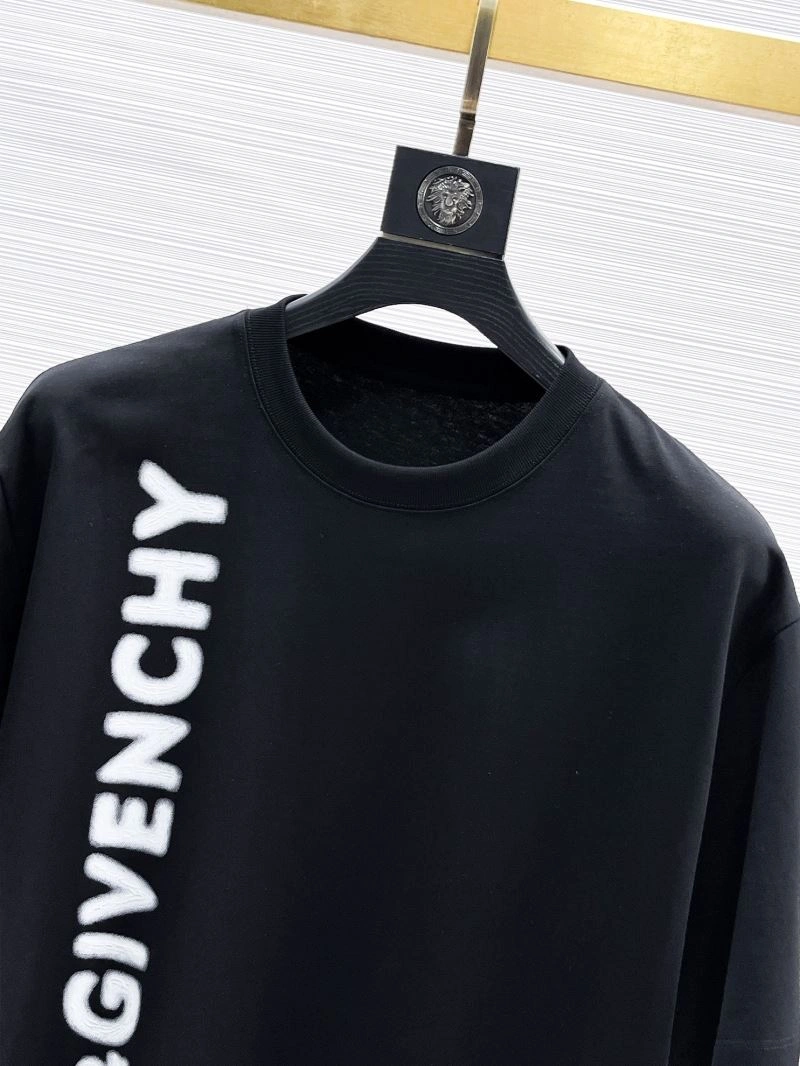 Givenchy T-Shirts Trendsetting 123943