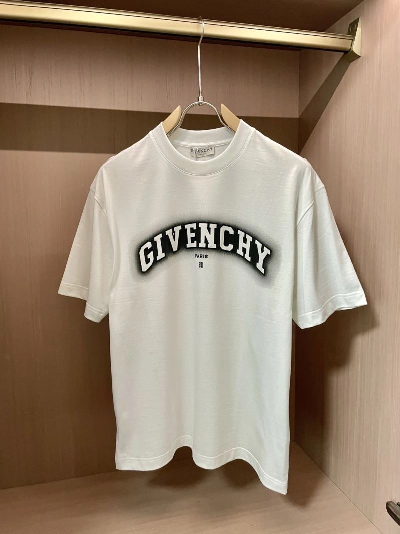 Packable Givenchy T-Shirts 123933