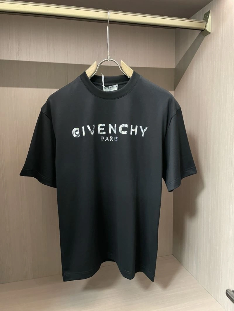 WaterResistant Givenchy T-Shirts 123935