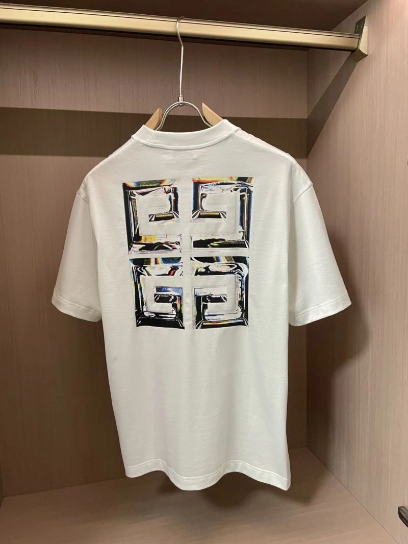 WaterResistant Givenchy T-Shirts 123935