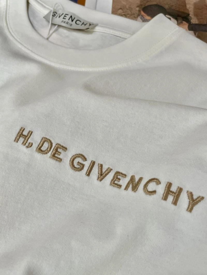 Givenchy T-Shirts Chic 123919