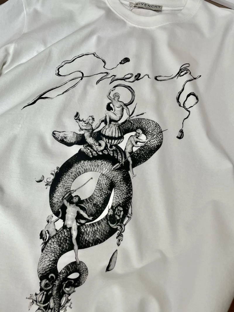 Givenchy T-Shirts Flexible 123924