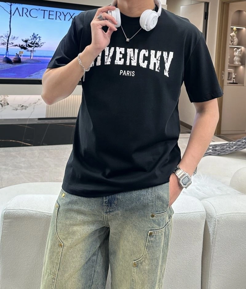 Affordable Givenchy T-Shirts 123923