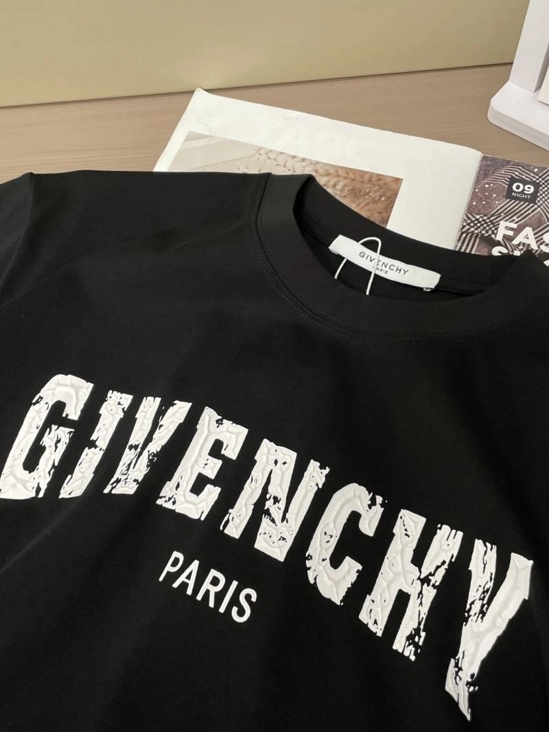 Affordable Givenchy T-Shirts 123923