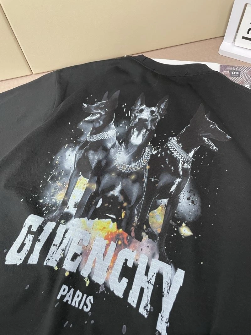 Affordable Givenchy T-Shirts 123923