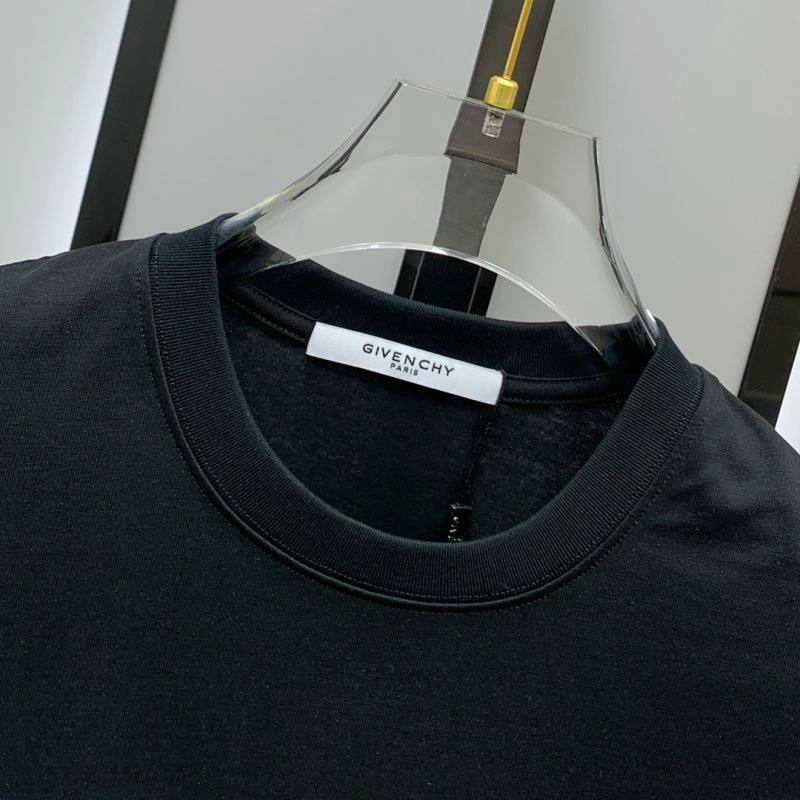 Givenchy T-Shirts Resilient 123898