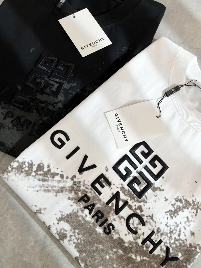 Stretchable Givenchy T-Shirts 123895