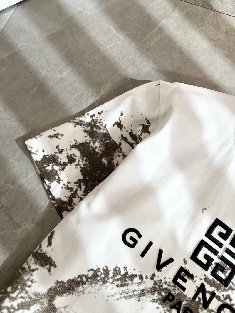 Stretchable Givenchy T-Shirts 123895