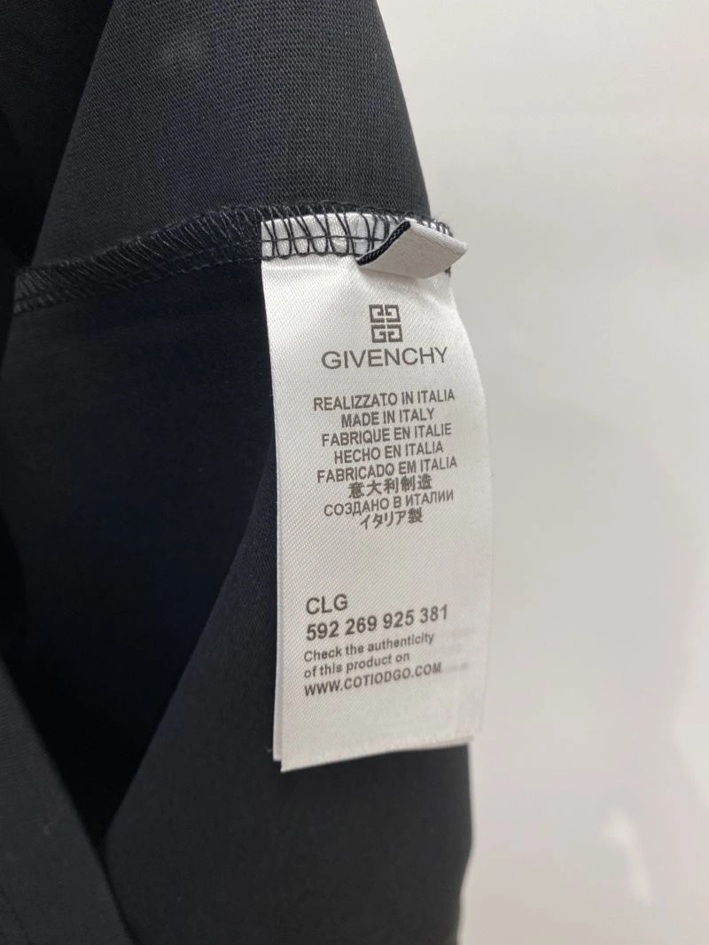 Givenchy T-Shirts Seasonal 123896