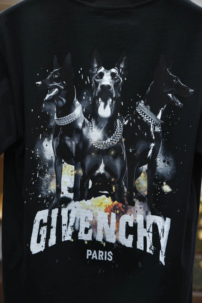 Practical Givenchy T-Shirts 123880