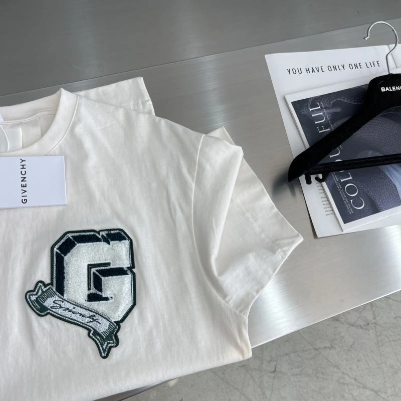 Durable Givenchy T-Shirts 123869