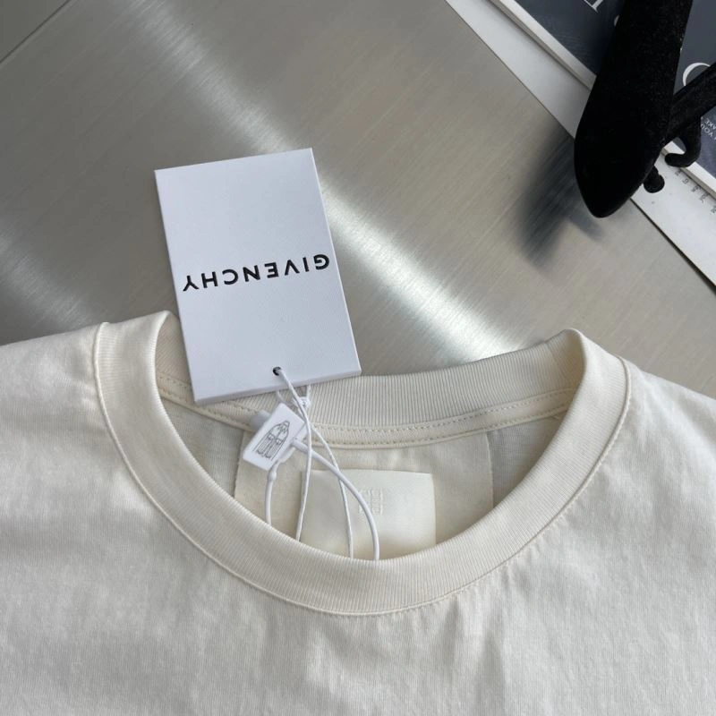 Durable Givenchy T-Shirts 123869