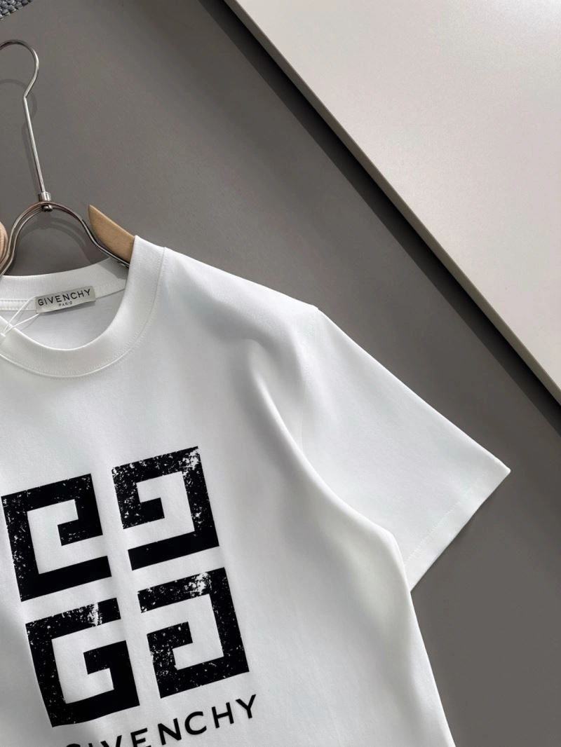 Efficient Givenchy T-Shirts 123885