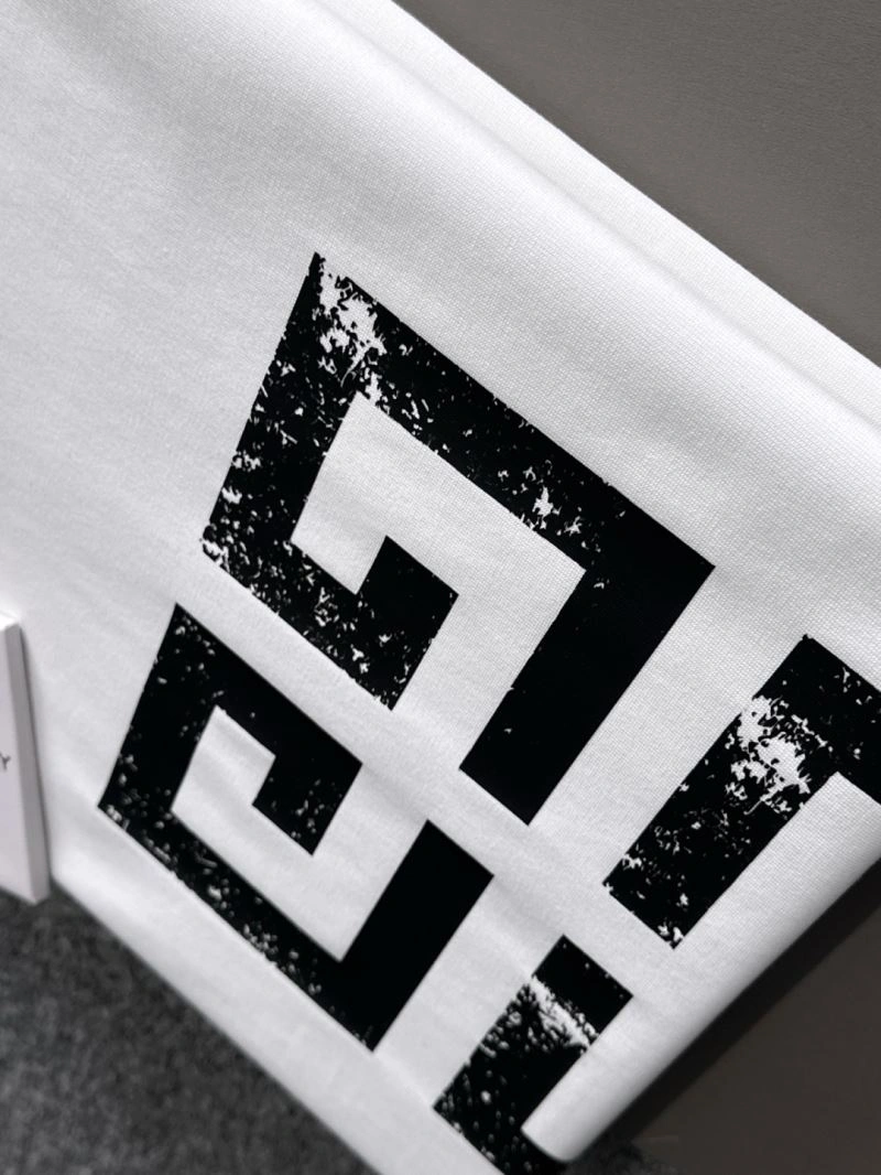 Efficient Givenchy T-Shirts 123885
