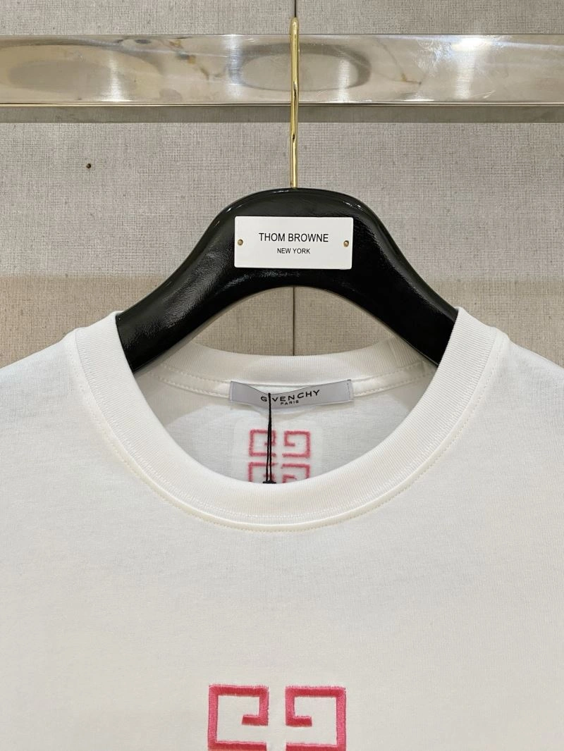 Functional Givenchy T-Shirts 123866