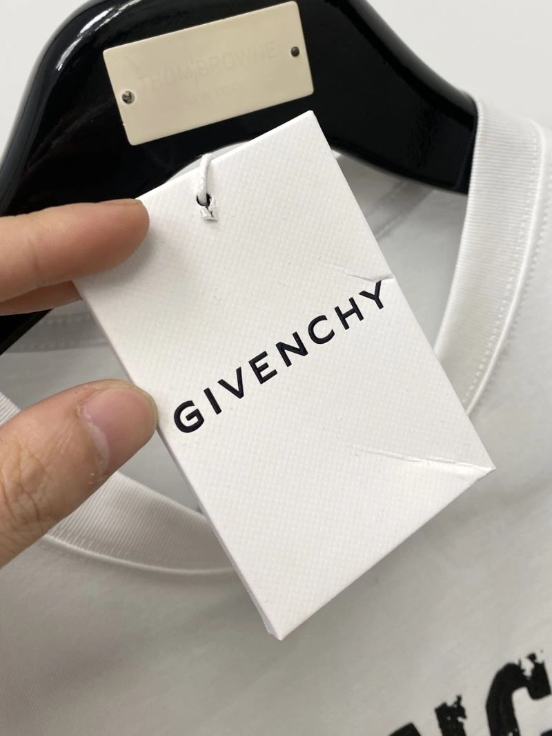 Givenchy T-Shirts FlexibleFit 123883