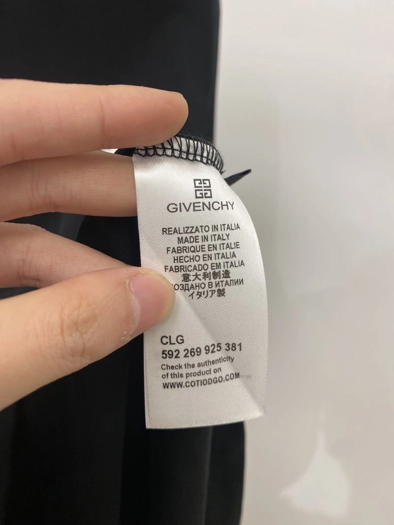 FreshLook Givenchy T-Shirts 123886