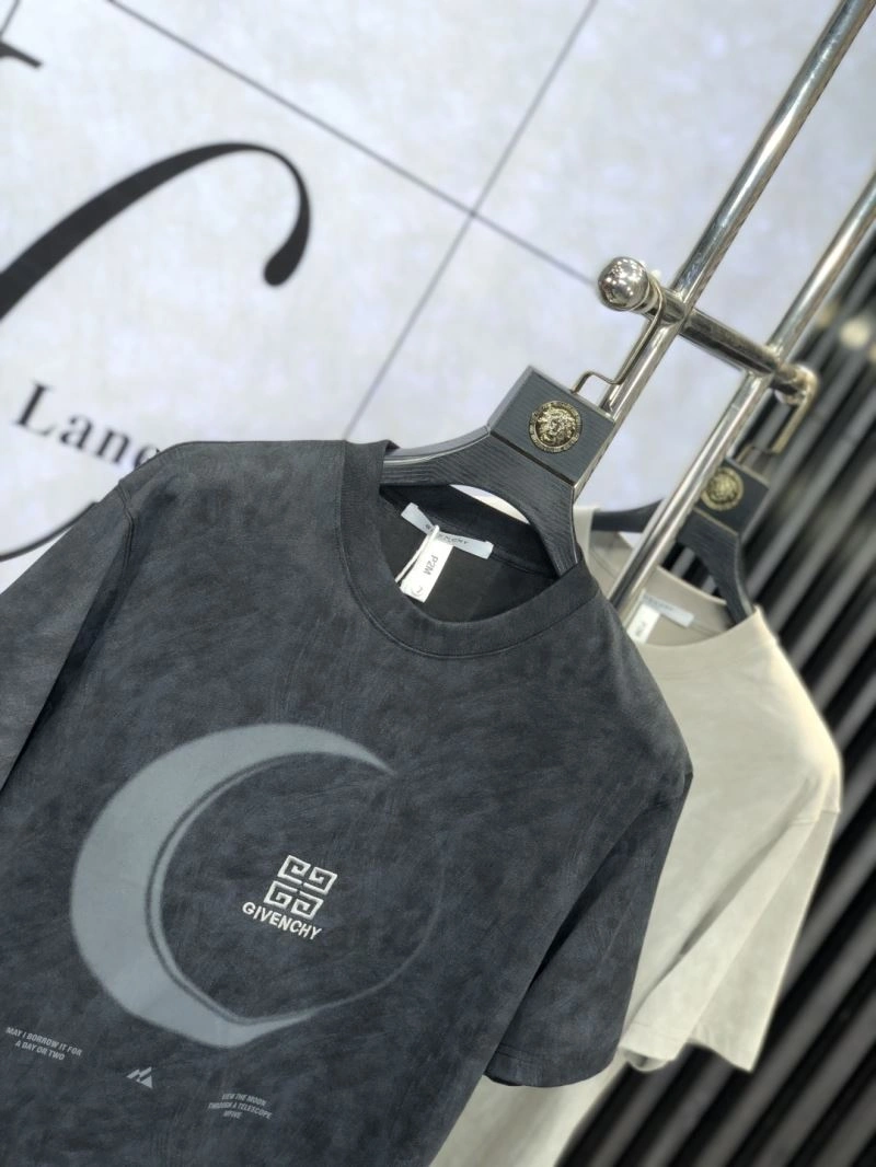 MultiPurpose Givenchy T-Shirts 123875