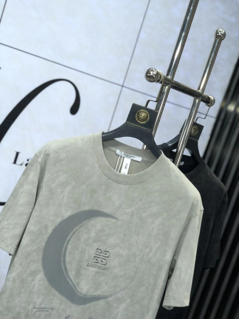 Colorful Givenchy T-Shirts 123887
