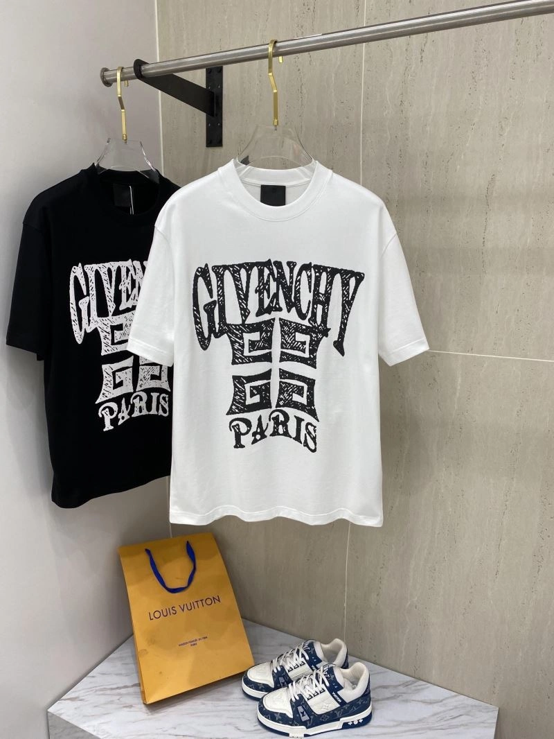 WaterResistant Givenchy T-Shirts 123863