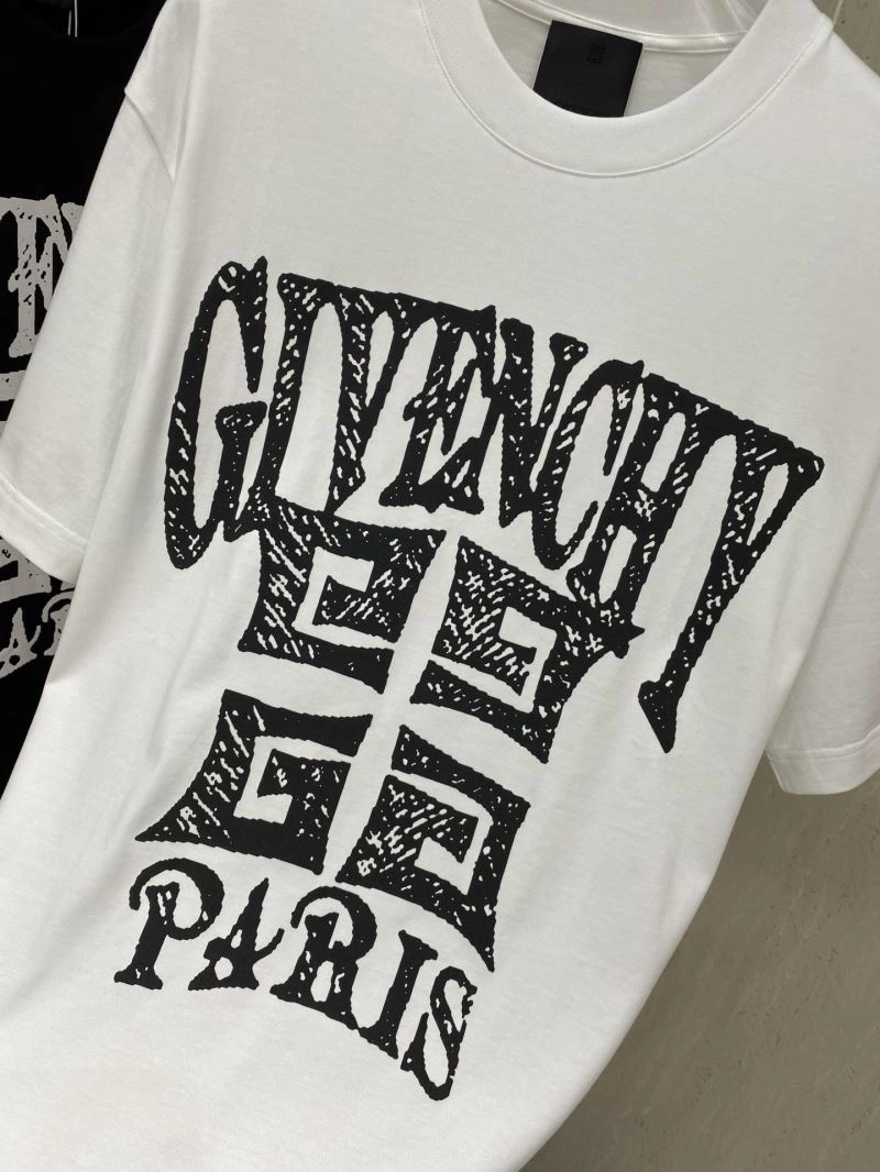 WaterResistant Givenchy T-Shirts 123863