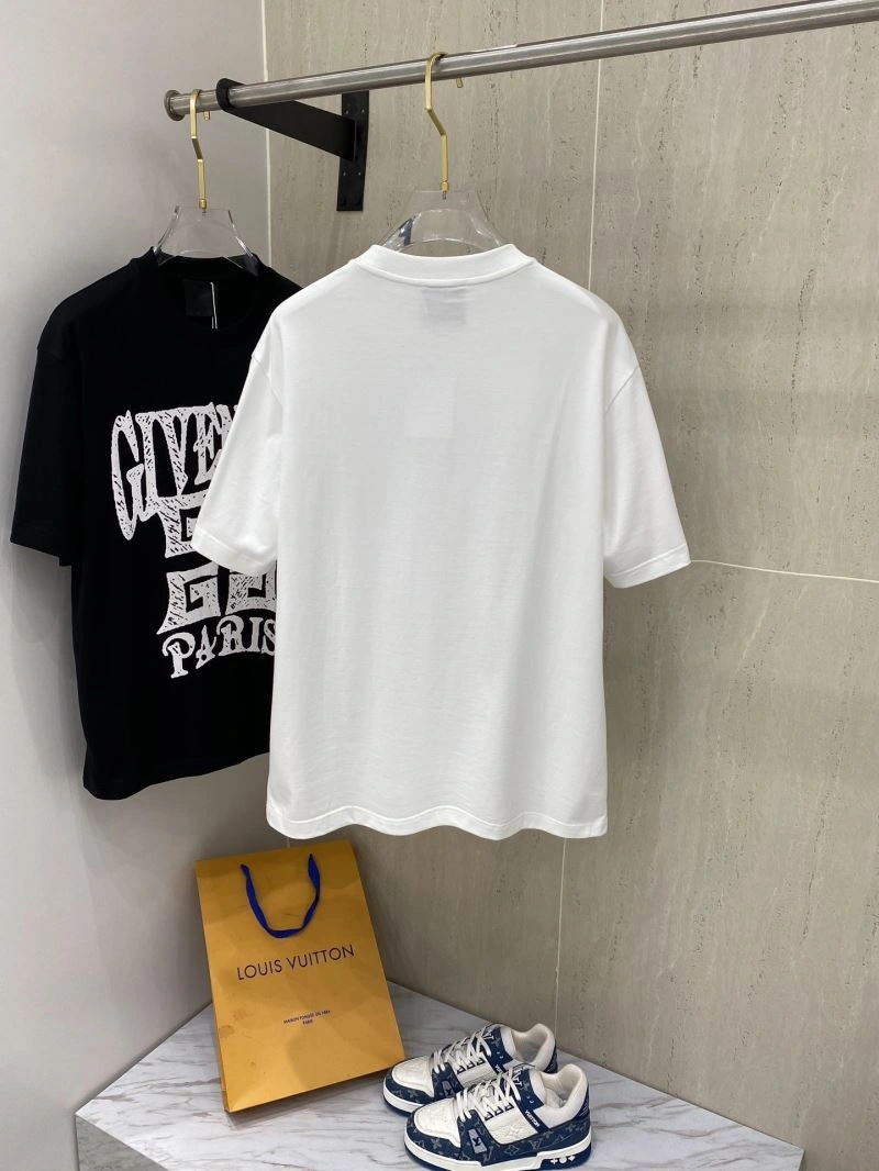 WaterResistant Givenchy T-Shirts 123863