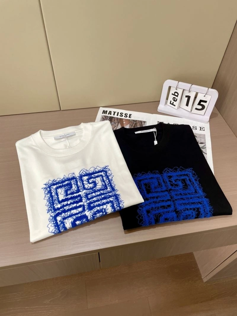 TechFriendly Givenchy T-Shirts 123889