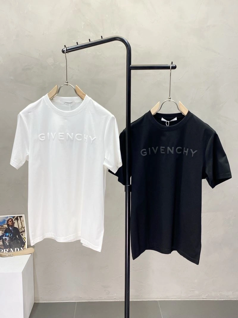 Givenchy T-Shirts Efficient 123890