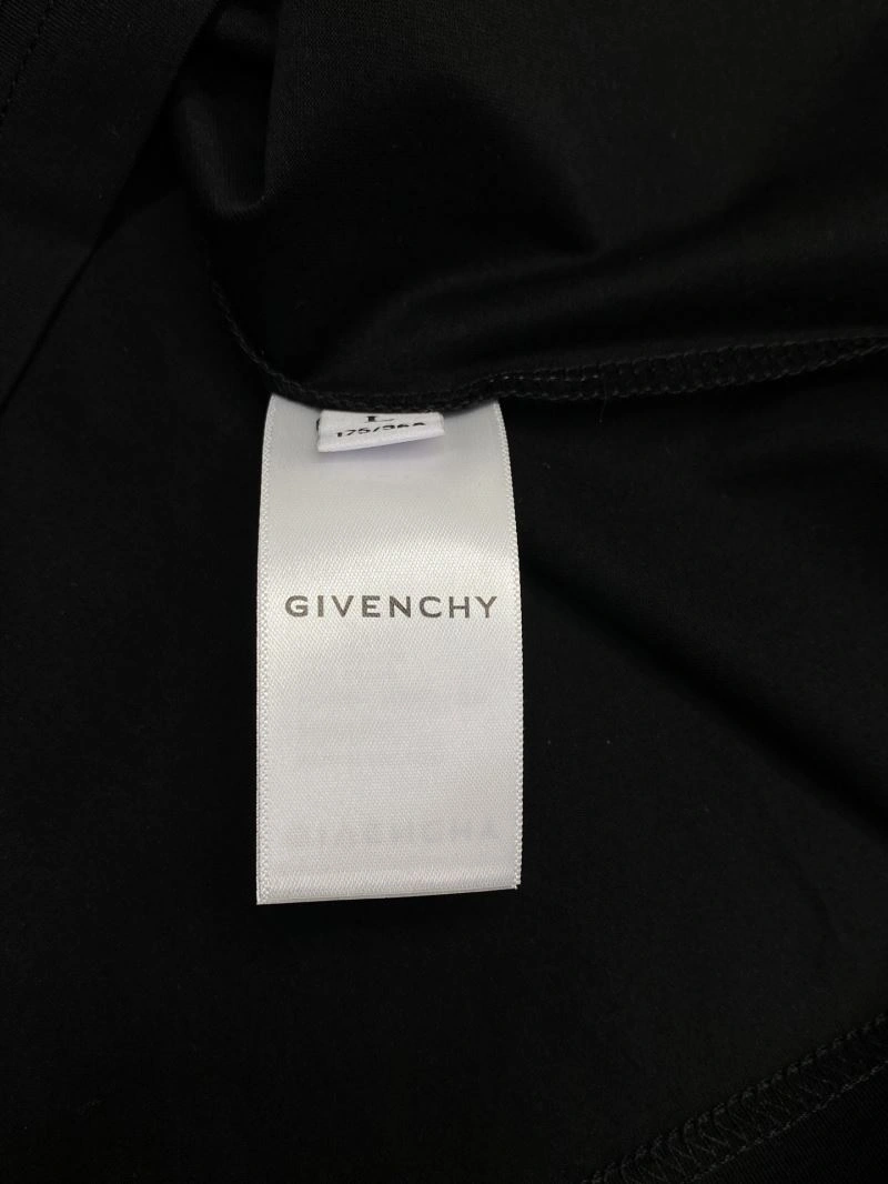Givenchy T-Shirts Efficient 123890