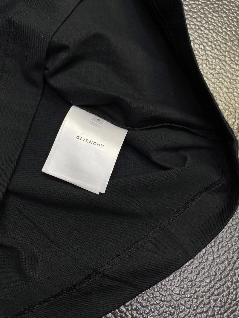 Givenchy T-Shirts WaterResistant 123882
