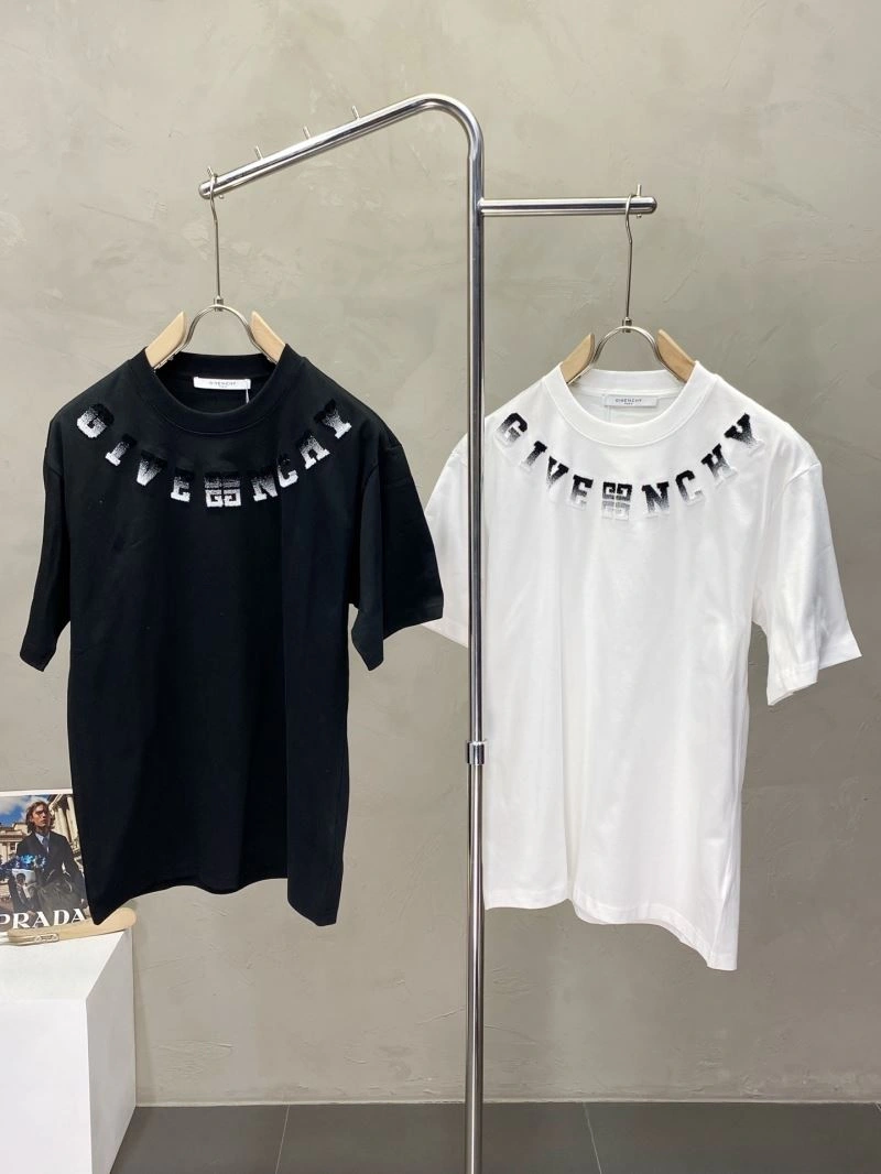 Youthful Givenchy T-Shirts 123856