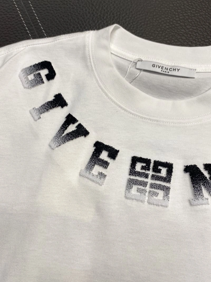 Youthful Givenchy T-Shirts 123856
