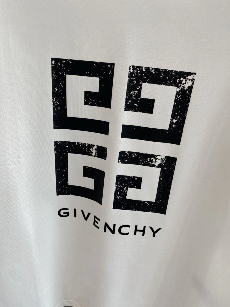 Contemporary Givenchy T-Shirts 123853