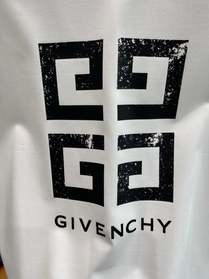 Contemporary Givenchy T-Shirts 123853