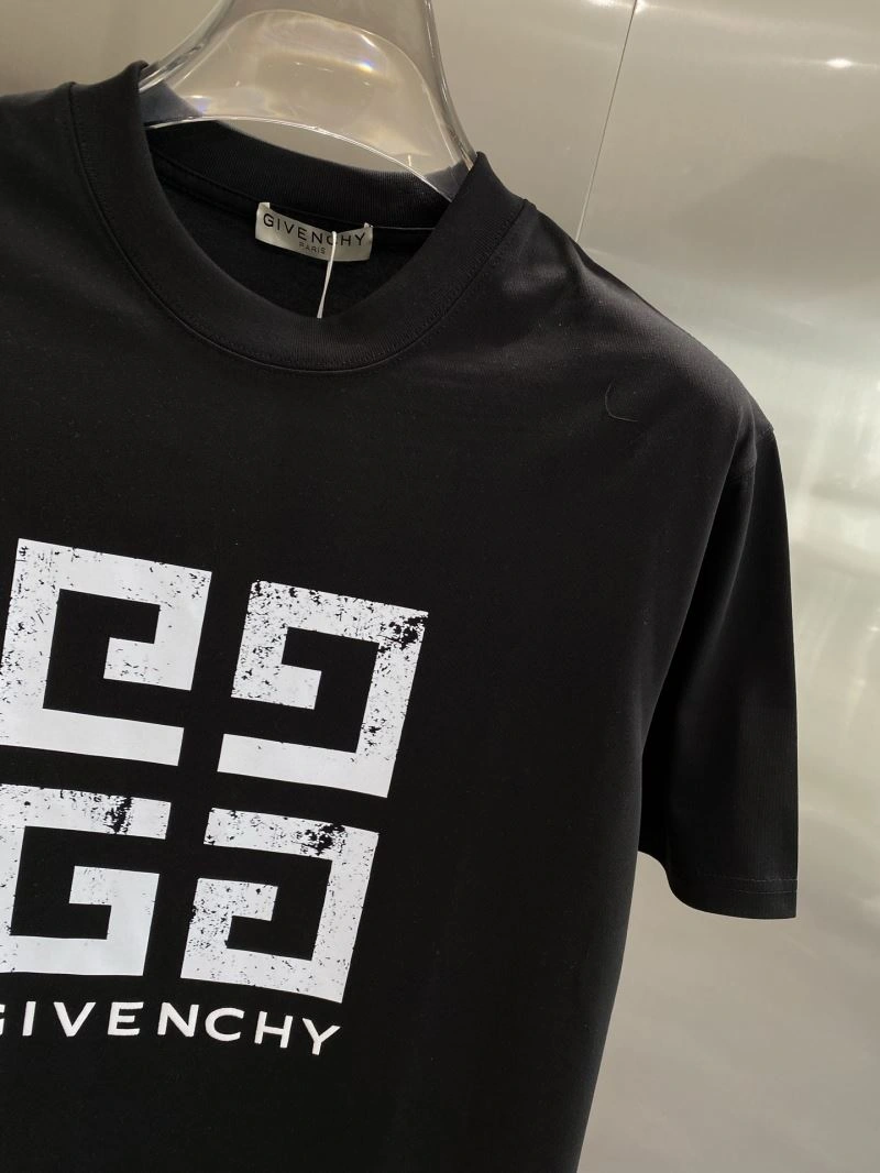 UrbanStyle Givenchy T-Shirts 123838